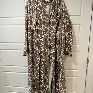 Magnolia Pearl Floral Patterned Coat